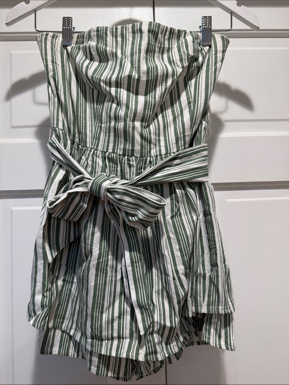 Forever 21 Strapless Green and White Striped Mini Dress/SKORT with Waist Tie
